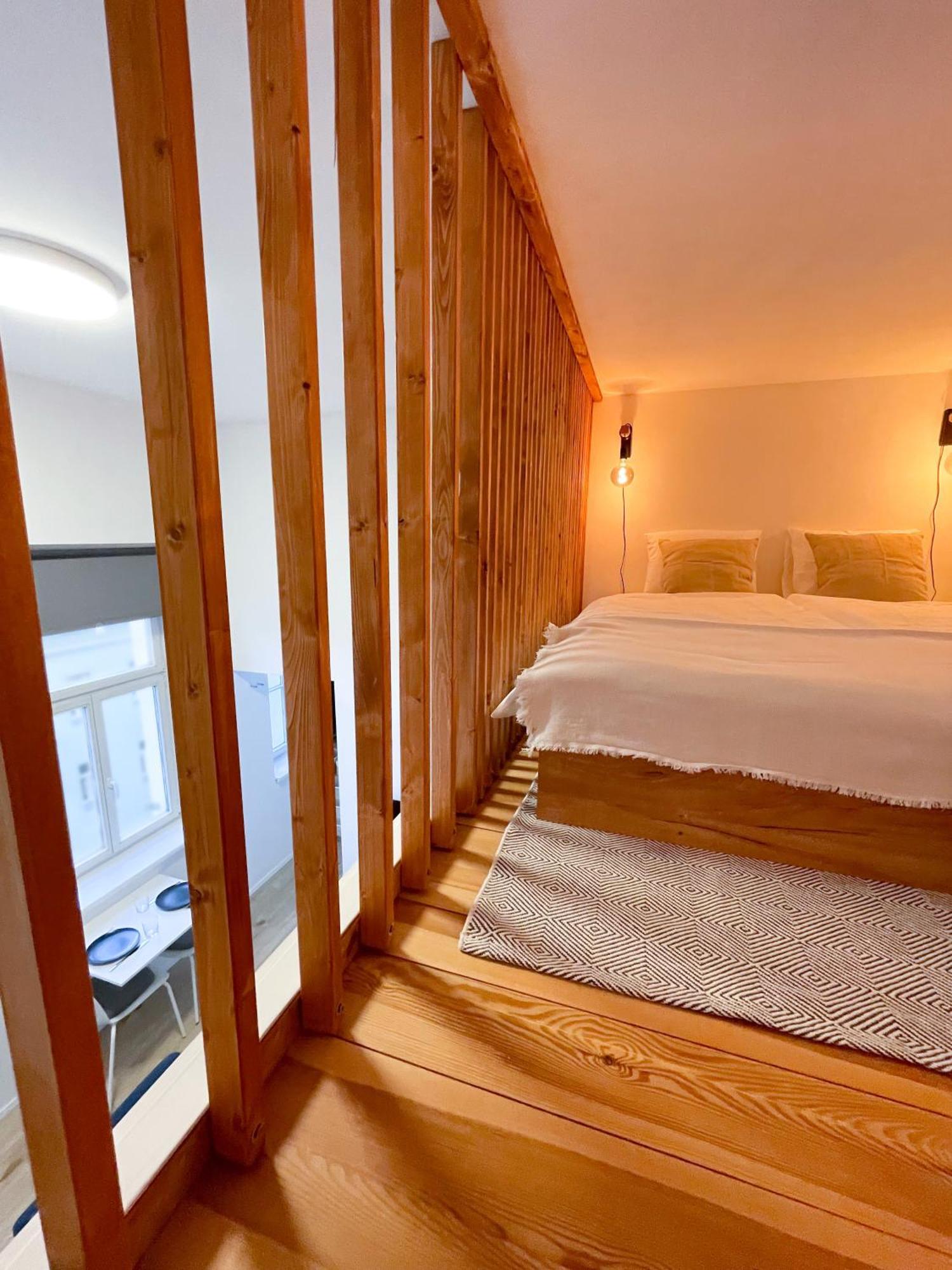 Loft Maniny By Urban Apartments Prague Exterior photo