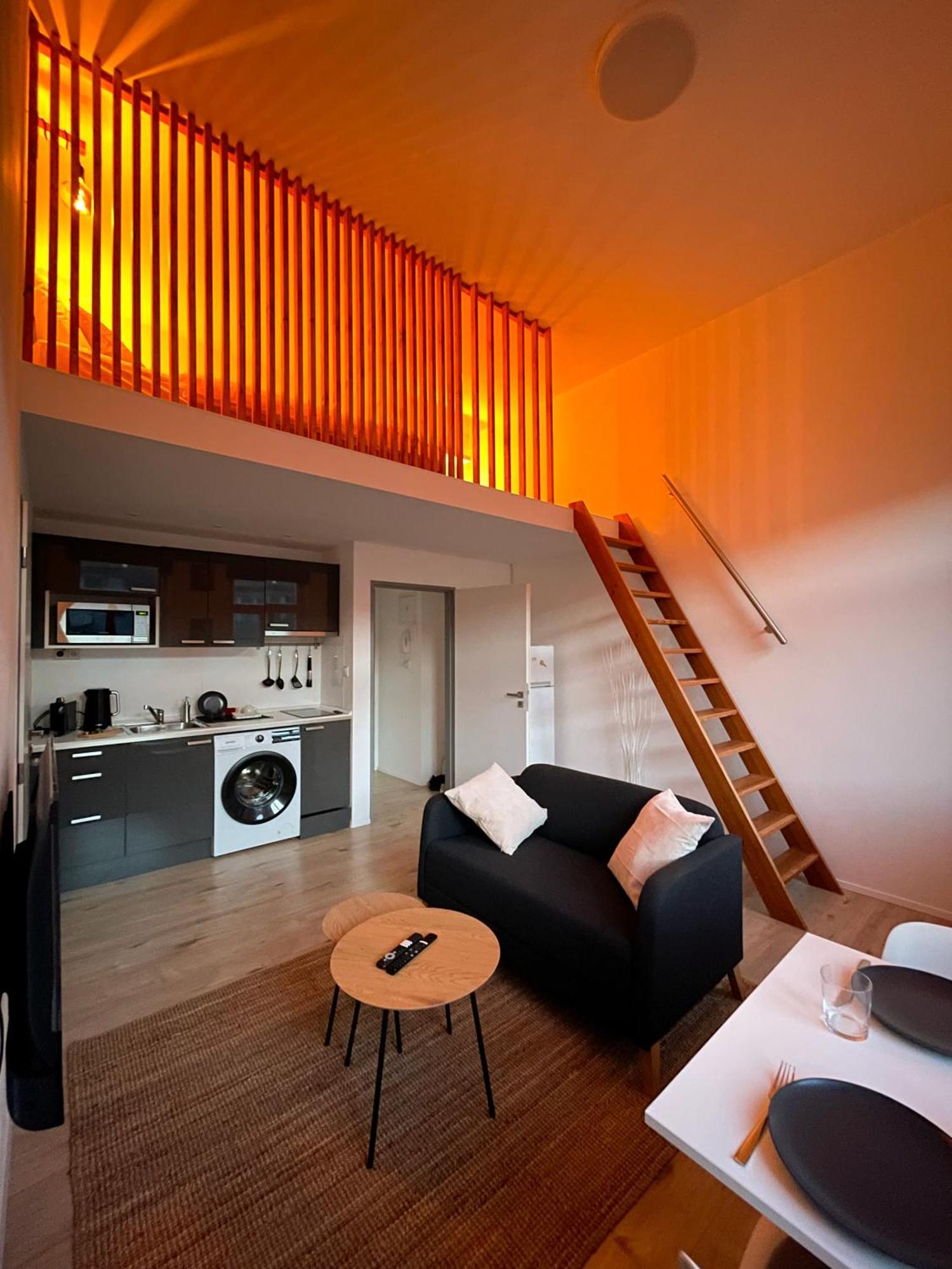 Loft Maniny By Urban Apartments Prague Exterior photo